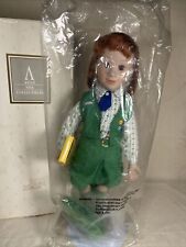 Vintage 1995 Avon Fine Collectibles Girl Scout Selling Cookies Doll Auth#72336 picture