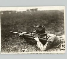 Marksman LEO MANSFIELD Shoots WINCHESTER Rifle GUNS SPORTS 1940s Press Photo picture