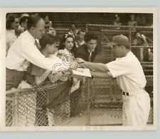 VTG 1941 Baseball Press Photo Joe Ducky Medwick Brooklyn Dodgers Ebbett's Field picture