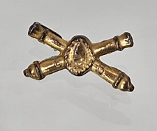 WW2 US Army Artillery Insignia Brass Visor Cap Pin Crossed Cannon & Mortar Shell picture
