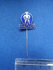 Enamel pin badge abzeichen Wacker Neuson machinery Germany Deutschland  picture