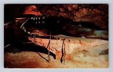 Stanton MO-Missouri, Jeese James Loot Rock, Meramec Caverns, Vintage Postcard picture