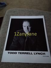 P685 Band 8x10 Press Photo PROMO MEDIA TODD TERRELL LYNCH B & W 1 MAN picture