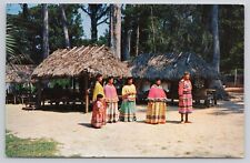 Postcard Seminole Indian village Silver Springs, Florida picture