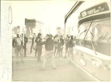 LG893 1974 Wire Photo KEEPING THE BUSES ROLLING San Francisco City Worker Strike picture