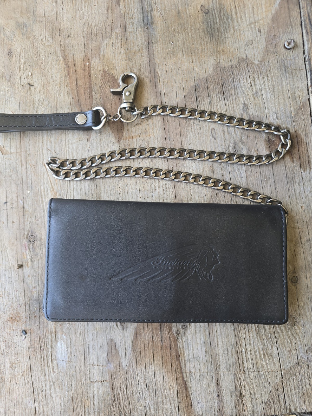 RARE INDIAN Motorcycle Real Leather Black Wallet And Chain Biker Trucker Style RARE INDIAN Motorcycle Real Leather Black Wallet And Chain Biker Trucker Style