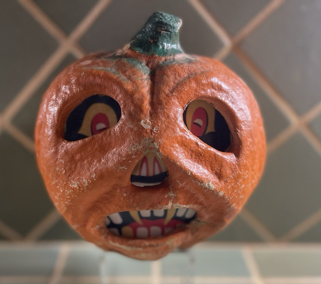 Vintage 1930s HALLOWEEN Paper Mache/Pulp 7” JOL PUMPKIN \ Vintage 1930s HALLOWEEN Paper Mache/Pulp 7” JOL PUMPKIN \