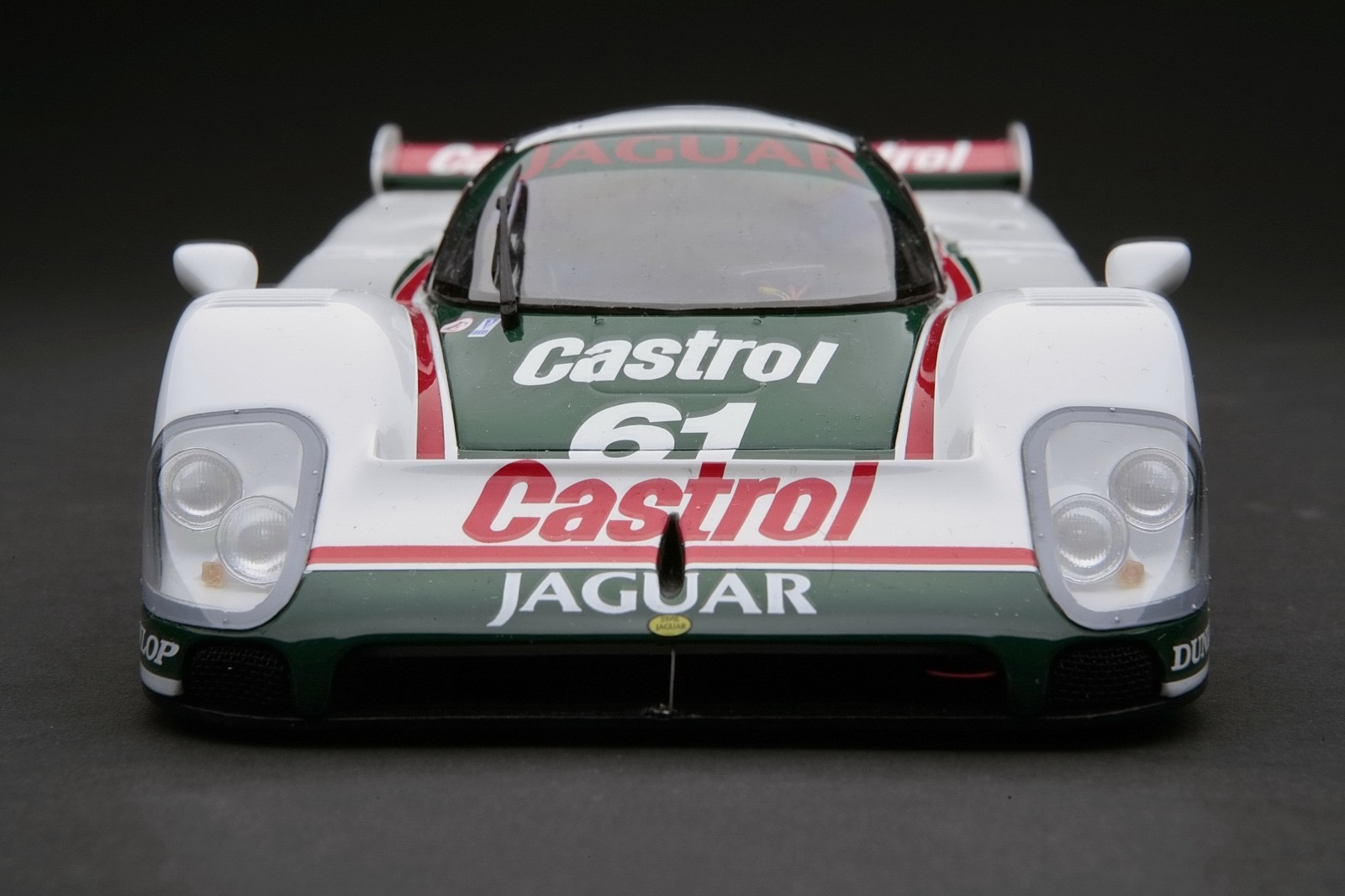 Exoto | 1:18 | SHIPPING DAMAGED MODEL | 1988 Castrol Jaguar XJR-9 IMSA | No. 61