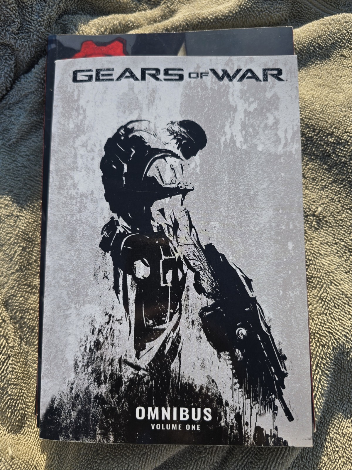 Gears of War Omnibus Volume 1 IDW Gears of War Omnibus Volume 1 IDW