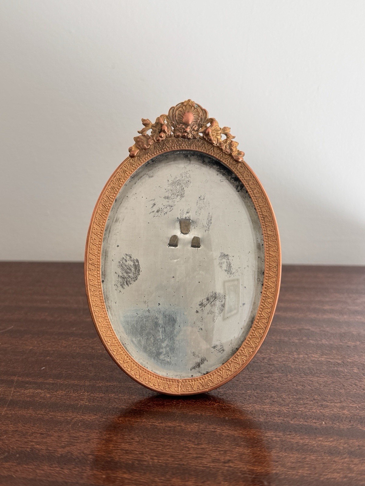Antique Rococo Ornate Rose Gold Brass Frame w/ Convex Glass Wire Easel Back 3x5 Antique Rococo Ornate Rose Gold Brass Frame w/ Convex Glass Wire Easel Back 3x5