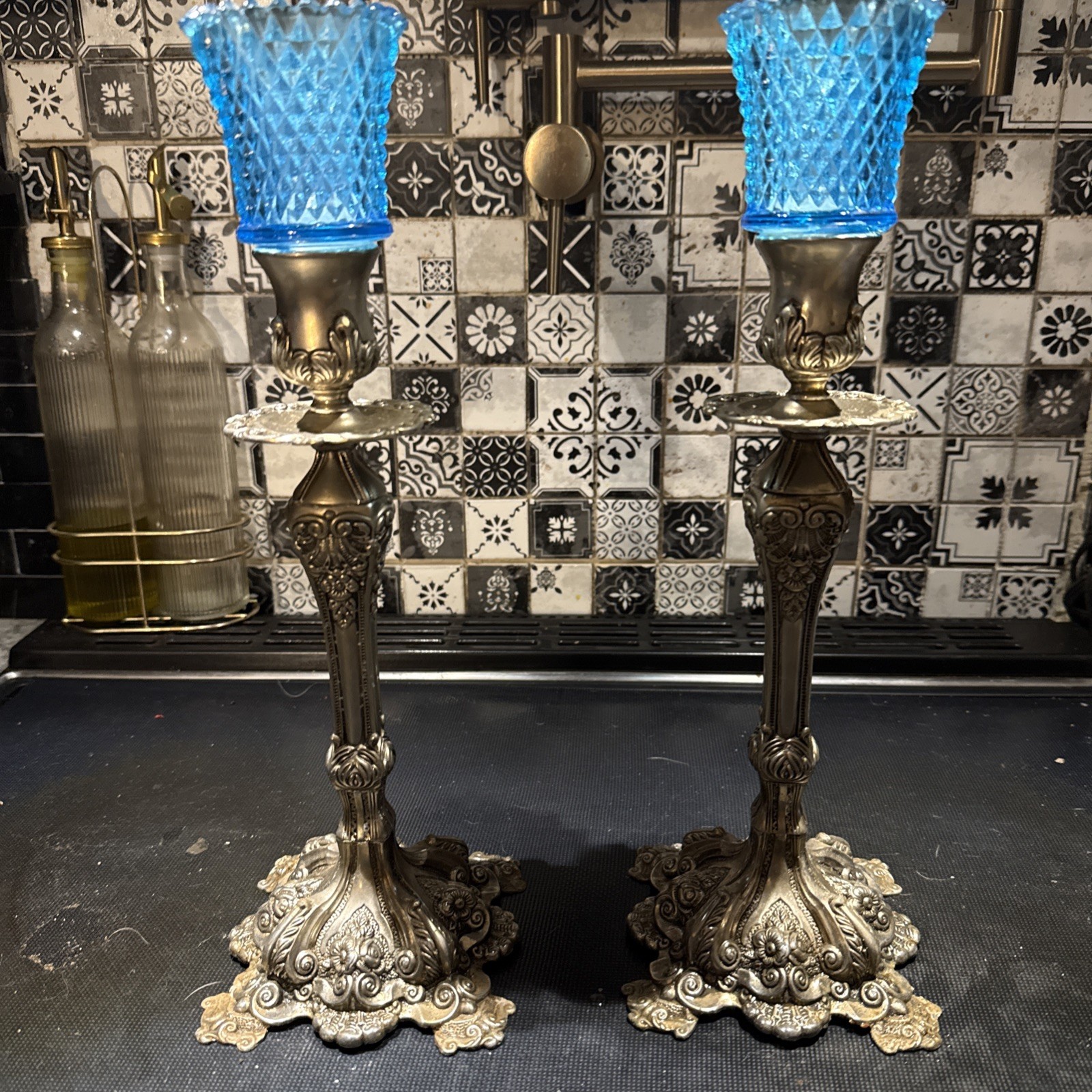 Antique French Elegant Pair of Bronze Candlesticks Louis XV Style 19th Century Antique French Elegant Pair of Bronze Candlesticks Louis XV Style 19th Century