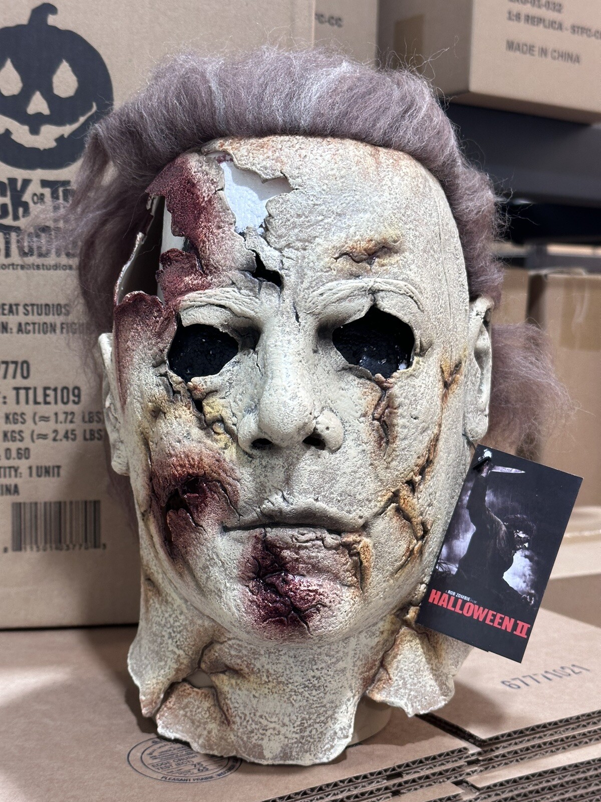 Halloween II Michael Myers 2009 Dream Mask Trick or Treat Studios Rob Zombie New Halloween II Michael Myers 2009 Dream Mask Trick or Treat Studios Rob Zombie New