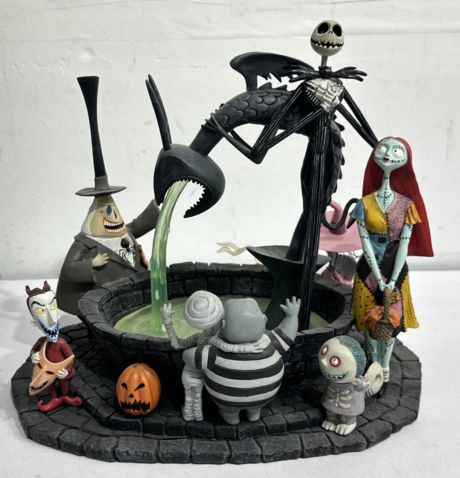 Tim Burton’s The Nightmare Before Christmas Hail To The Pumpkin King LTD 300 Tim Burton’s The Nightmare Before Christmas Hail To The Pumpkin King LTD 300