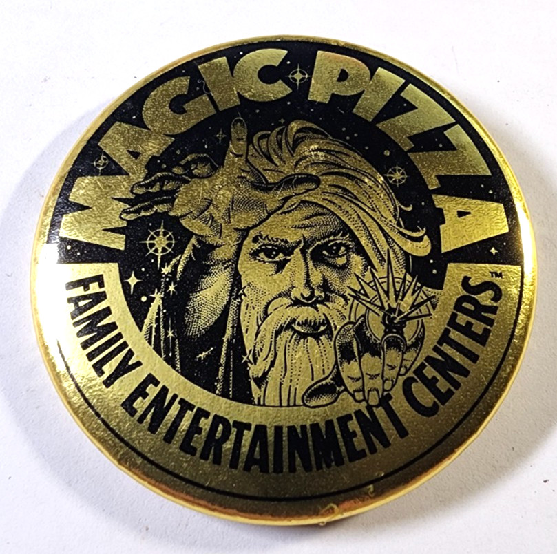 Rare Vintage 1984 Magic Pizza Family Entertainment Center Pin Gold Foil Arcade
