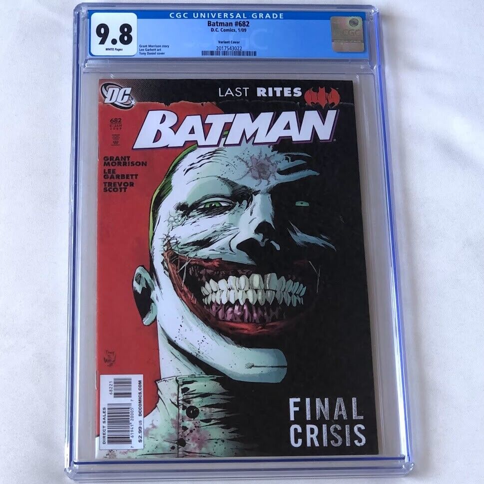 Batman #682 (DC 2009) 💥 CGC 9.8 White Pages 💥 VARIANT COVER Joker Comic