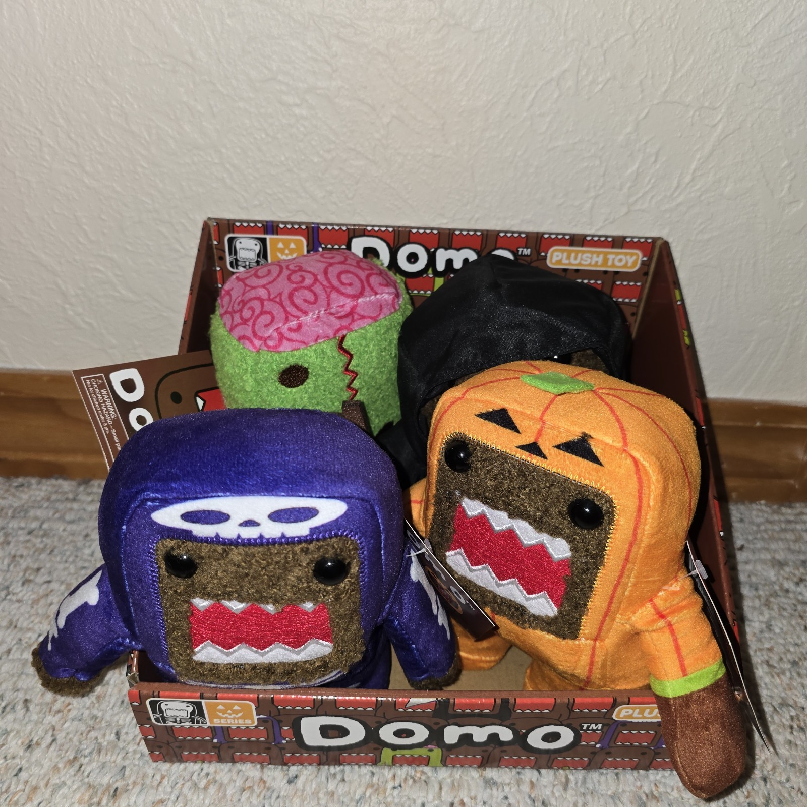 DOMO Domo-Kun 2026 Target Halloween Costume Plushies Complete Set Of 4 NWT DOMO Domo-Kun 2026 Target Halloween Costume Plushies Complete Set Of 4 NWT