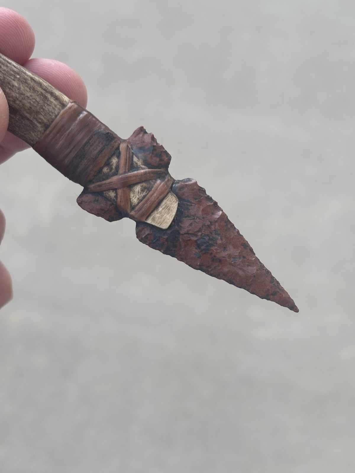 Obsidian Arrow Head Mule Deer Antler Knife 5 3/4 Long Stem Point Flint Knapping Obsidian Arrow Head Mule Deer Antler Knife 5 3/4 Long Stem Point Flint Knapping