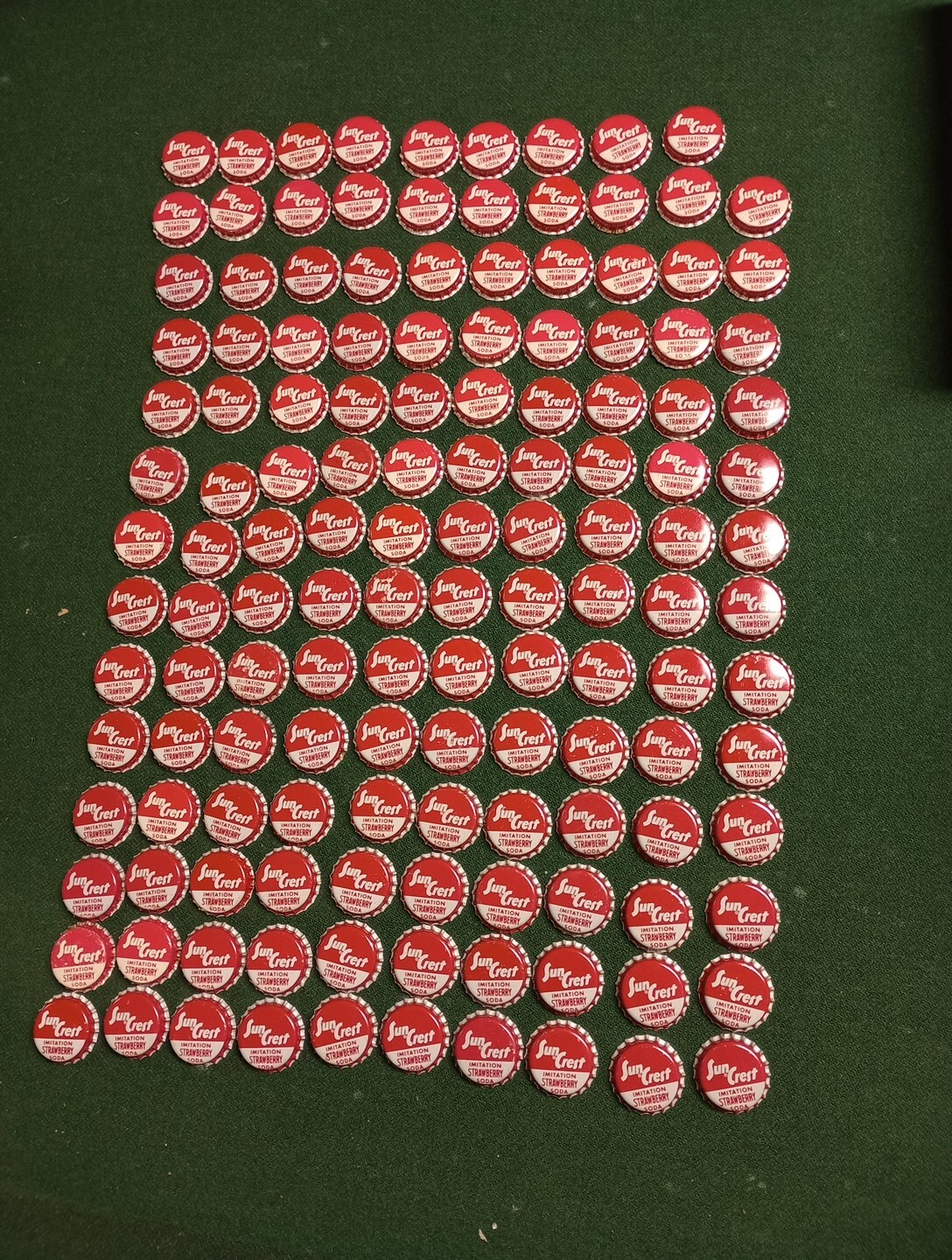 Sun Crest Strawberry Soda Bottle Caps Vintage Cork Lined Lot of 139 NOS Sun Crest Strawberry Soda Bottle Caps Vintage Cork Lined Lot of 139 NOS