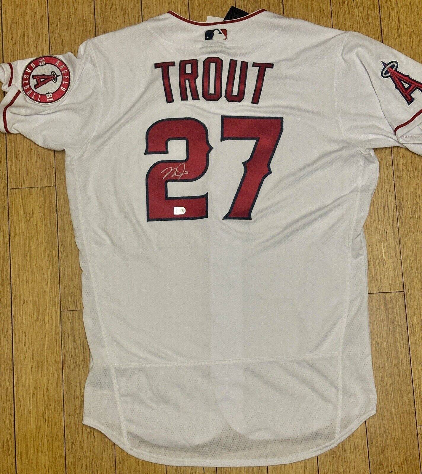 Mike Trout Autographed Jersey Los Angeles Angels MLB Fanatics Authenticated