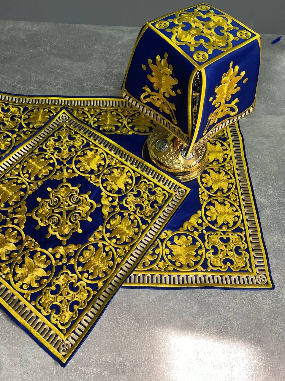 Embroidered Blue Orthodox Chalice Covers - Aer and chalice veil set Embroidered Blue Orthodox Chalice Covers - Aer and chalice veil set