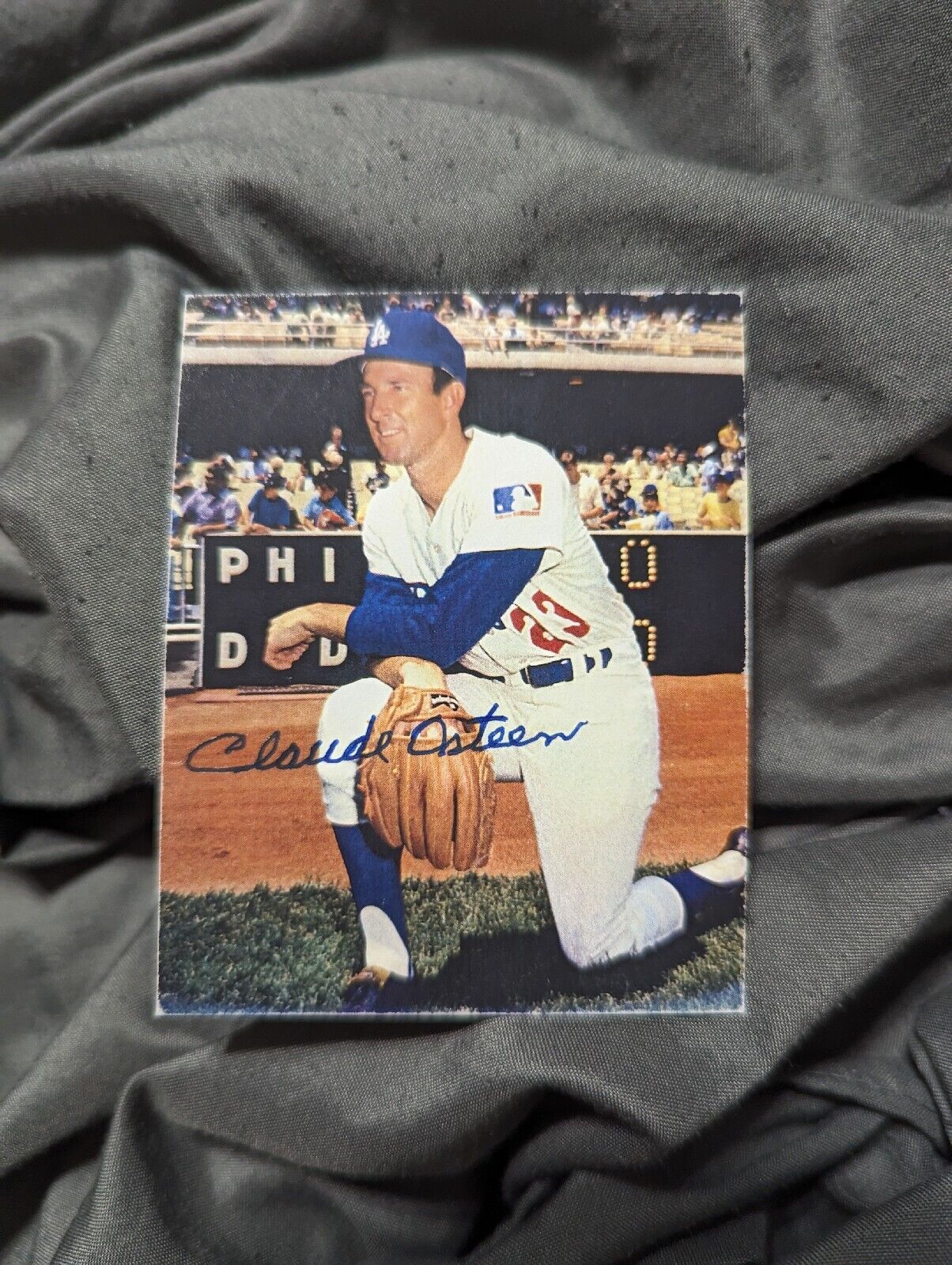 Claude Osteen Autograph Signed Los Angeles Dodgers Card