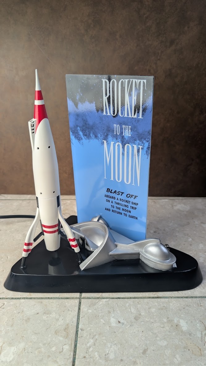 Disneyland Tomorrowland Rocket to the Moon Moonliner Lamp, Walt Disney 