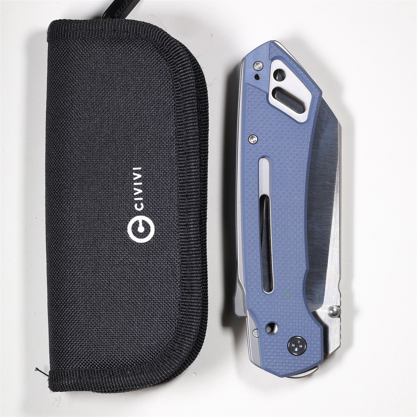 CIVIVI Buster FG C24052-2 Nitro-V Neutral Blue G10 SNECX Superlock Knife CIVIVI Buster FG C24052-2 Nitro-V Neutral Blue G10 SNECX Superlock Knife
