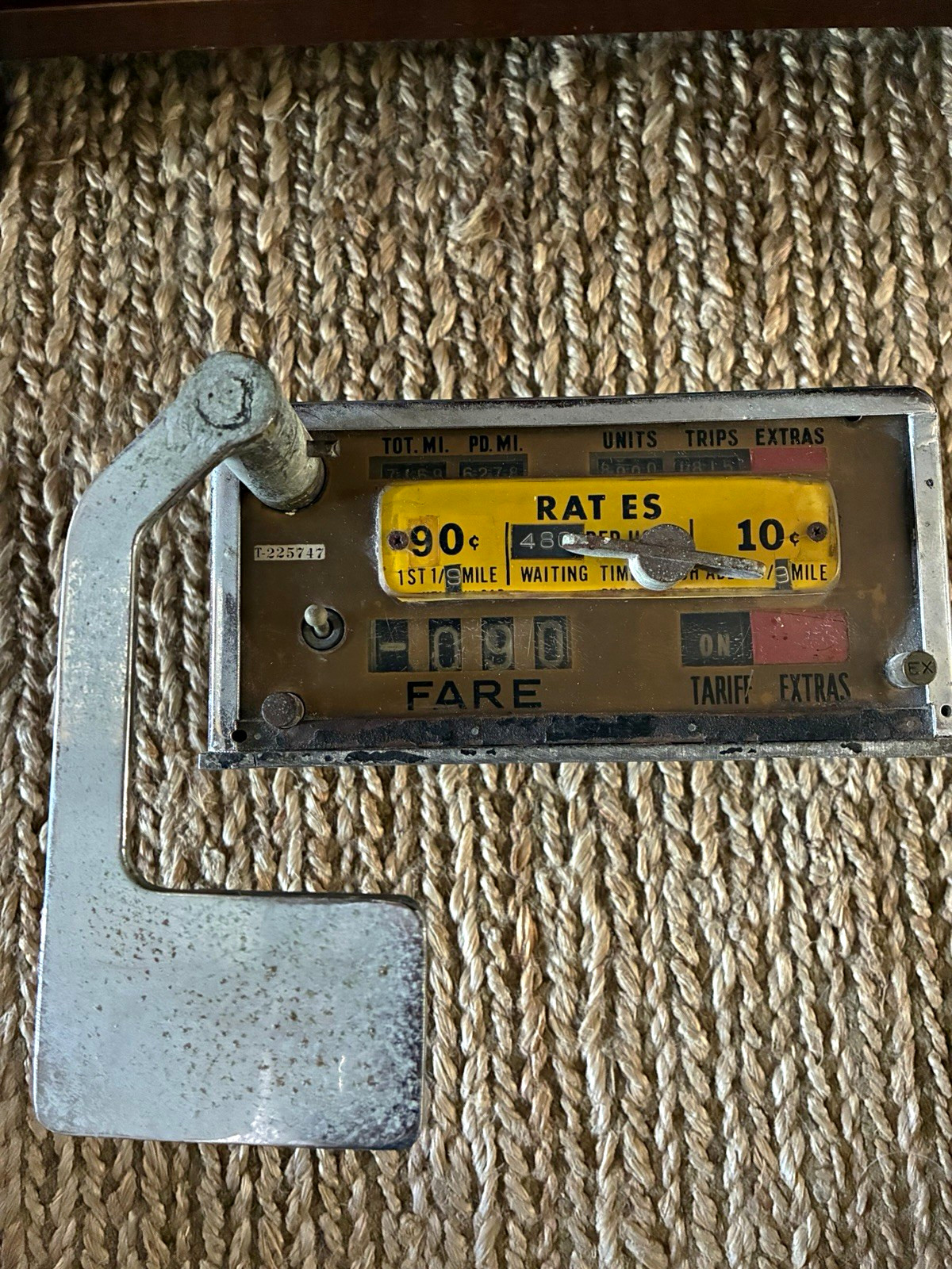 1975 Vintage Taxi Cab Fare Meter w/ Handle, Yellow Cab 10-Signals Tag T-225747