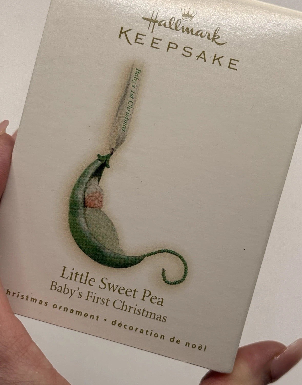 Hallmark Keepsake 2009 Little Sweet Pea Baby\'s 1st Christmas Ornament New In Box