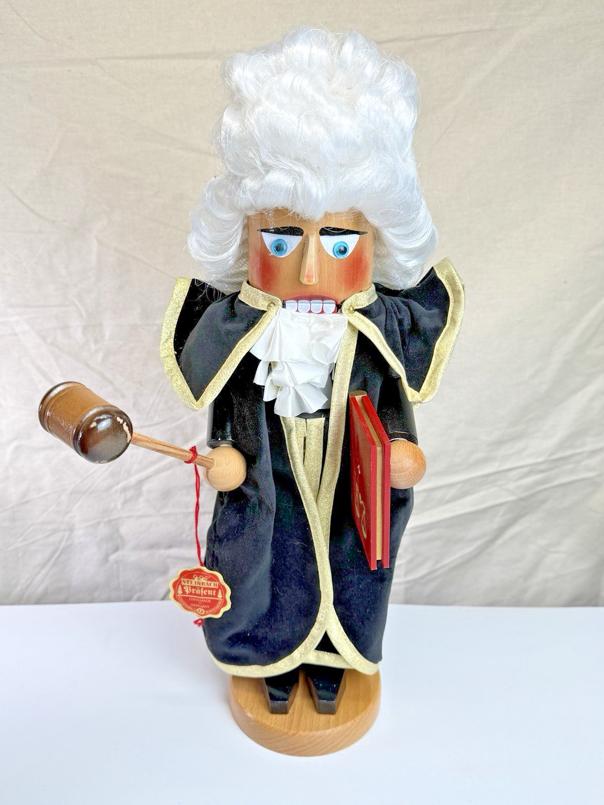 BARRISTER STEINBACH NUTCRACKER -- 16.5 BARRISTER STEINBACH NUTCRACKER -- 16.5