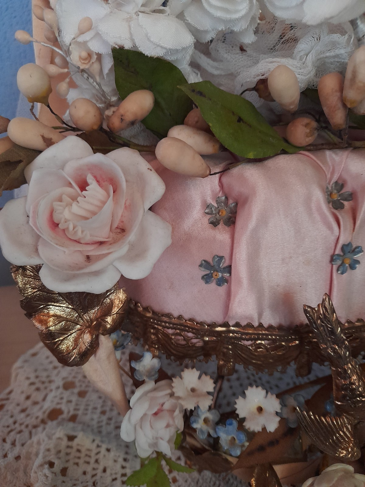 Antique French GORGEOUS Pink Gold Roses SILK Wedding Flower Stand Antique French GORGEOUS Pink Gold Roses SILK Wedding Flower Stand