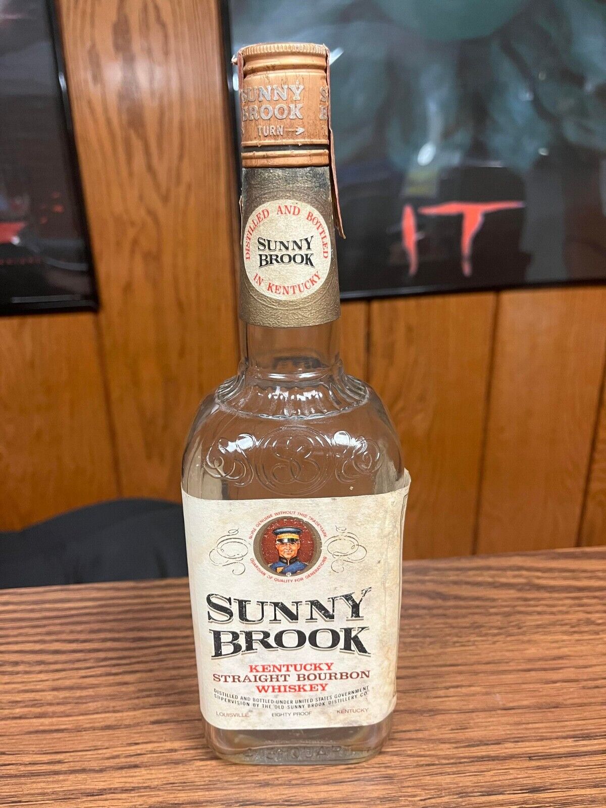1974 Vintage Sunny Brook 4/5 Quart Empty Kentucky Bourbon Whiskey Bottle
