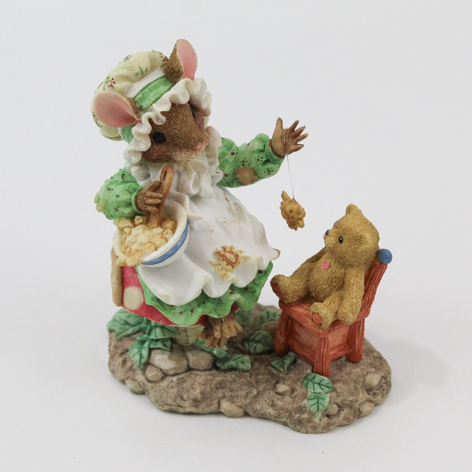 1995 Enesco Priscilla Hillman Mouse Tales Little Miss Muffet Figurine 160660 1995 Enesco Priscilla Hillman Mouse Tales Little Miss Muffet Figurine 160660