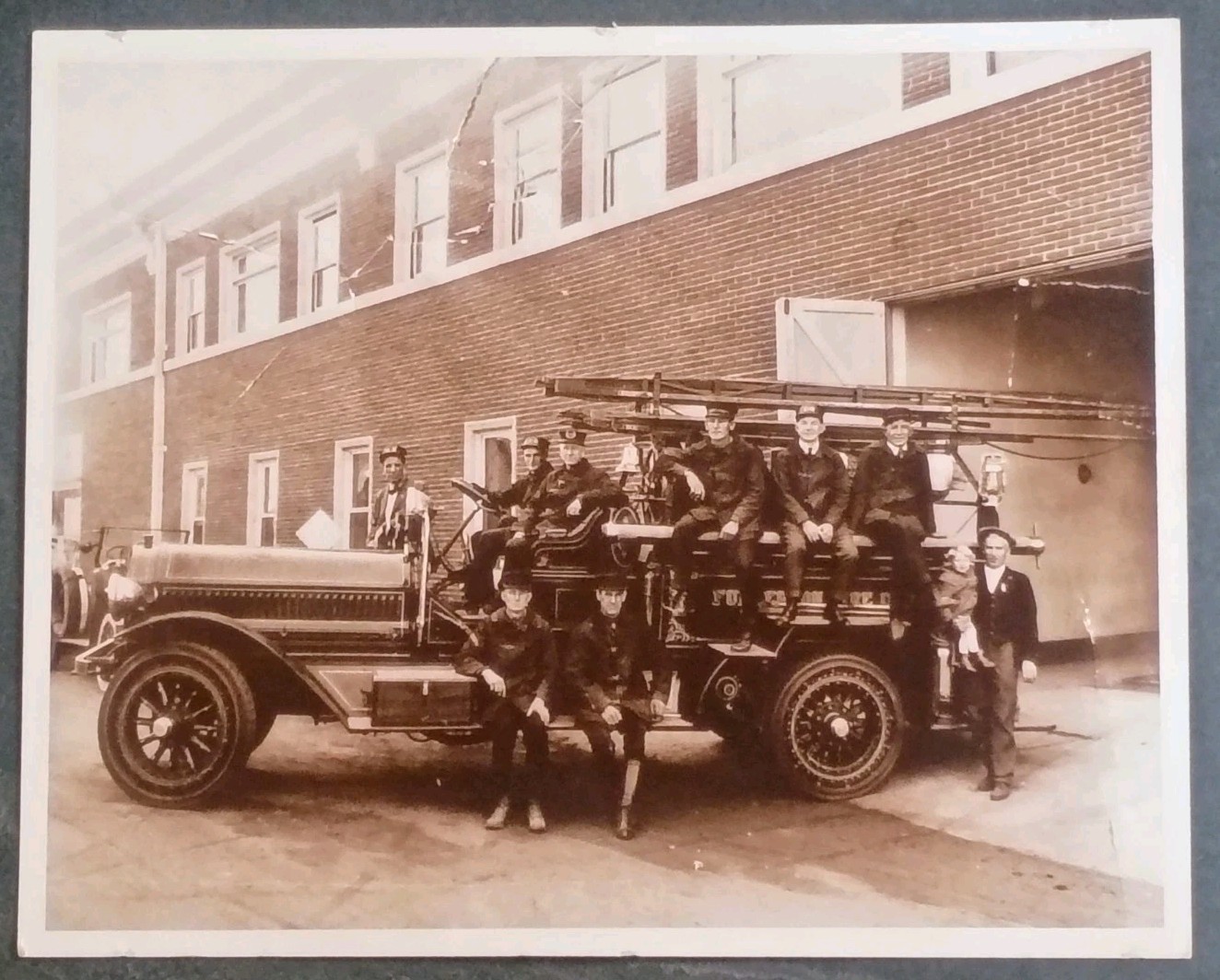 Fullerton CA 1919 Fire Department 8x10 Original Truck & Named Crew. 2 Photo+Neg Fullerton CA 1919 Fire Department 8x10 Original Truck & Named Crew. 2 Photo+Neg