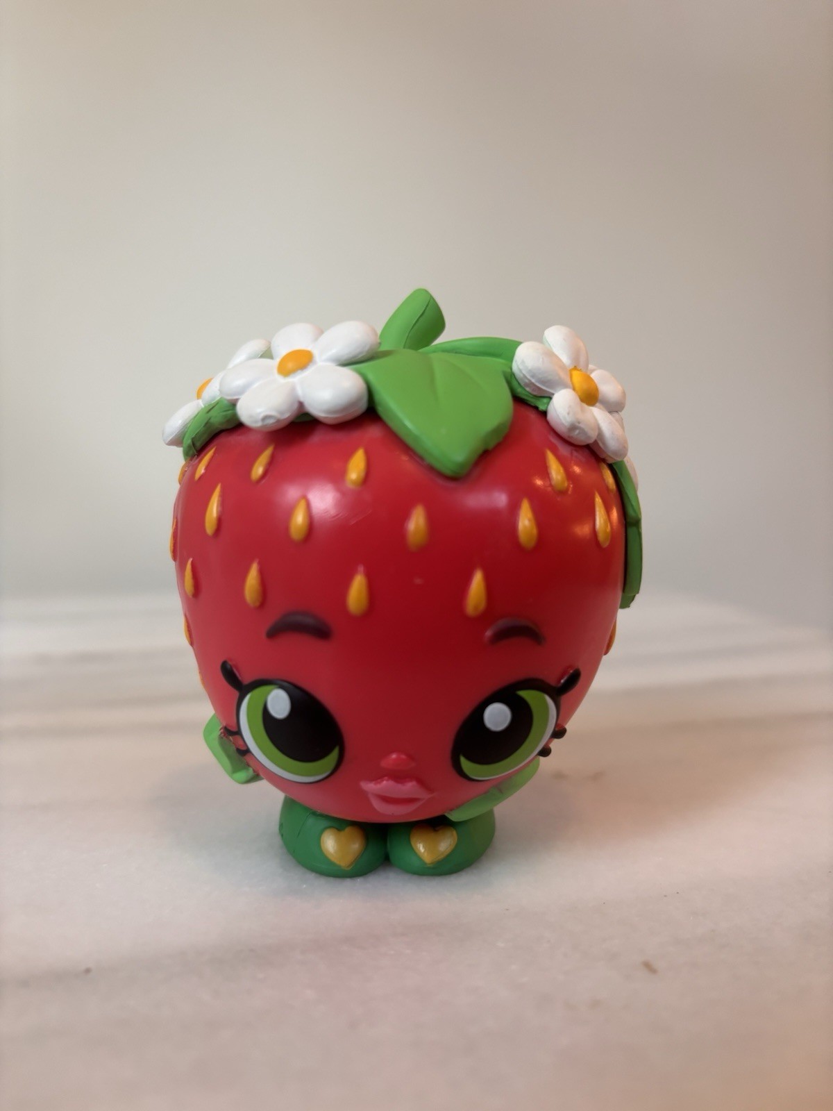 Funko Shopkins Strawberry Kiss Vinyl Figure 2016 Collectible Funko Shopkins Strawberry Kiss Vinyl Figure 2016 Collectible