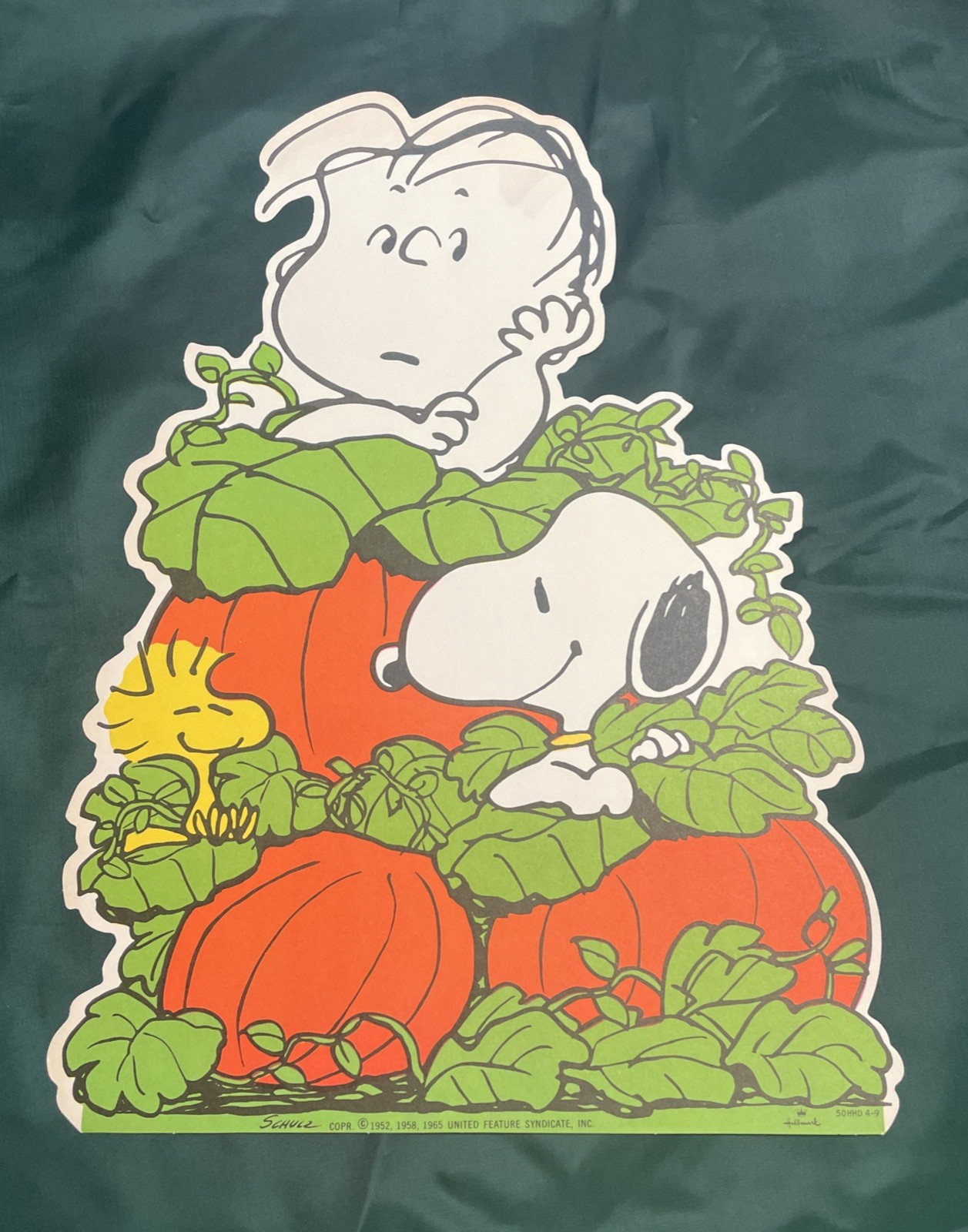 VTG 1965 Peanuts Halloween Die Cut Charlie Brown Great Pumpkin Linus Snoopy 14” VTG 1965 Peanuts Halloween Die Cut Charlie Brown Great Pumpkin Linus Snoopy 14”