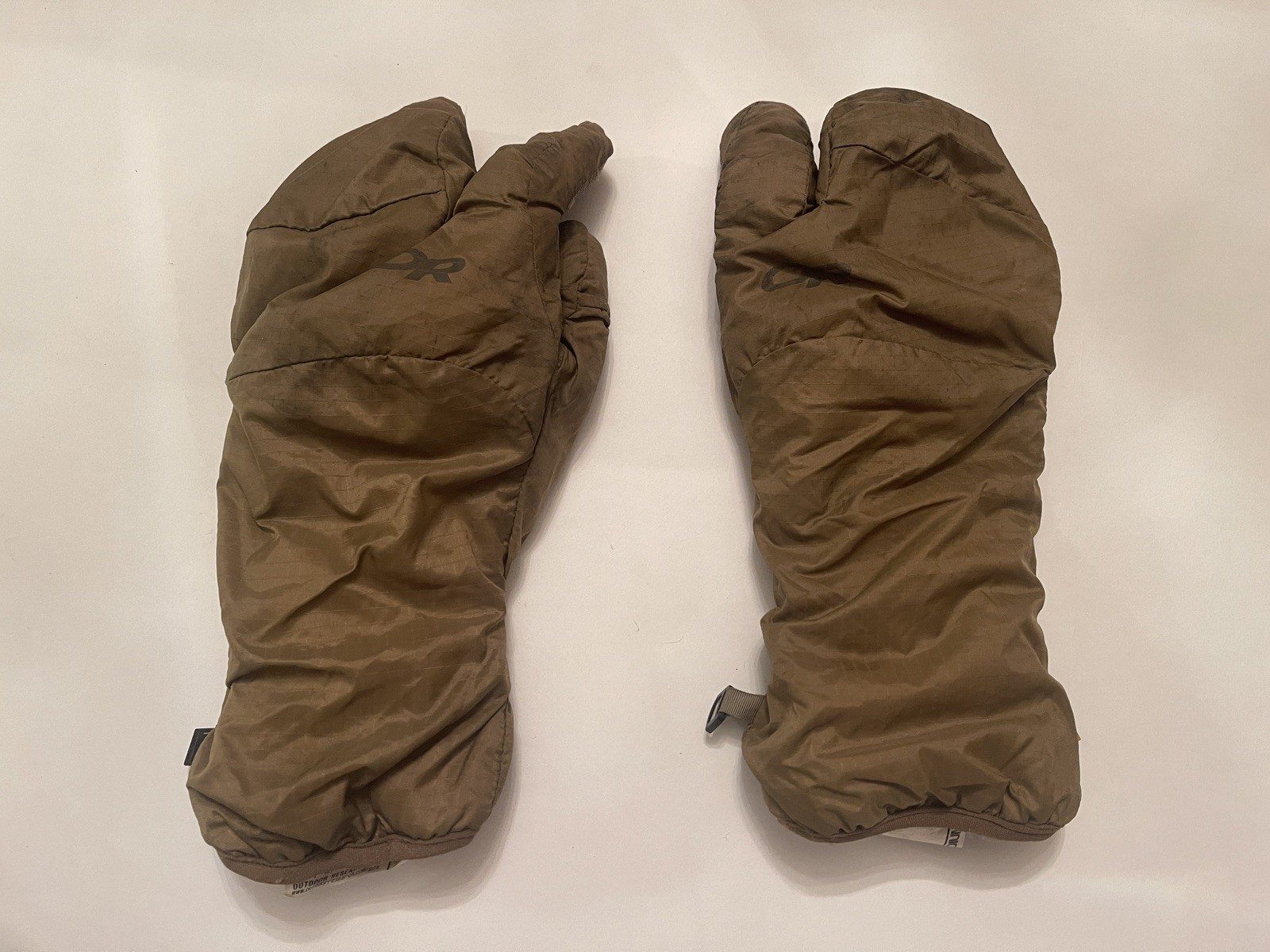Outdoor Research Coyote Brown Military Trigger Mittens Cold Weather Glove Medium