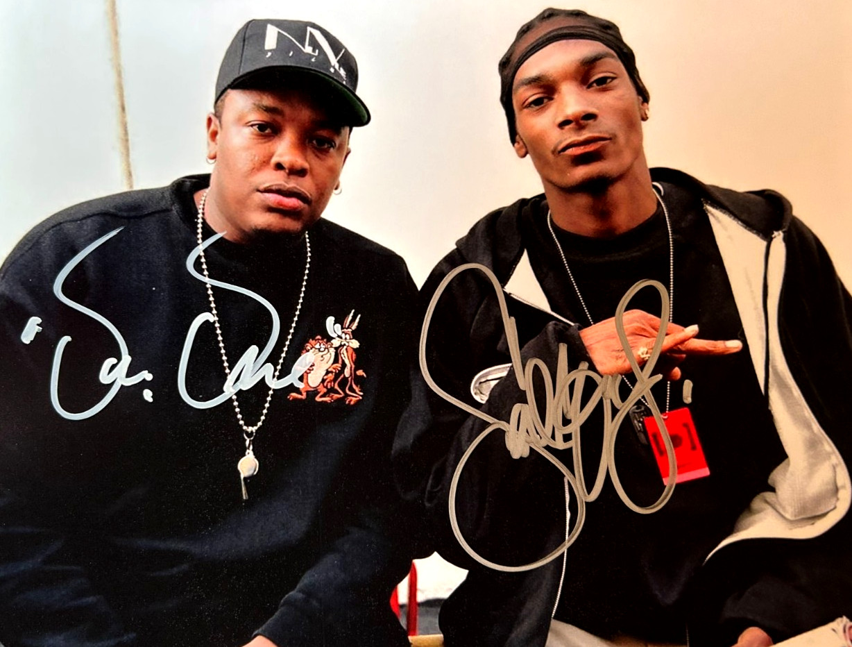 DR. DRE & SNOOP DOGG Signed 8x10