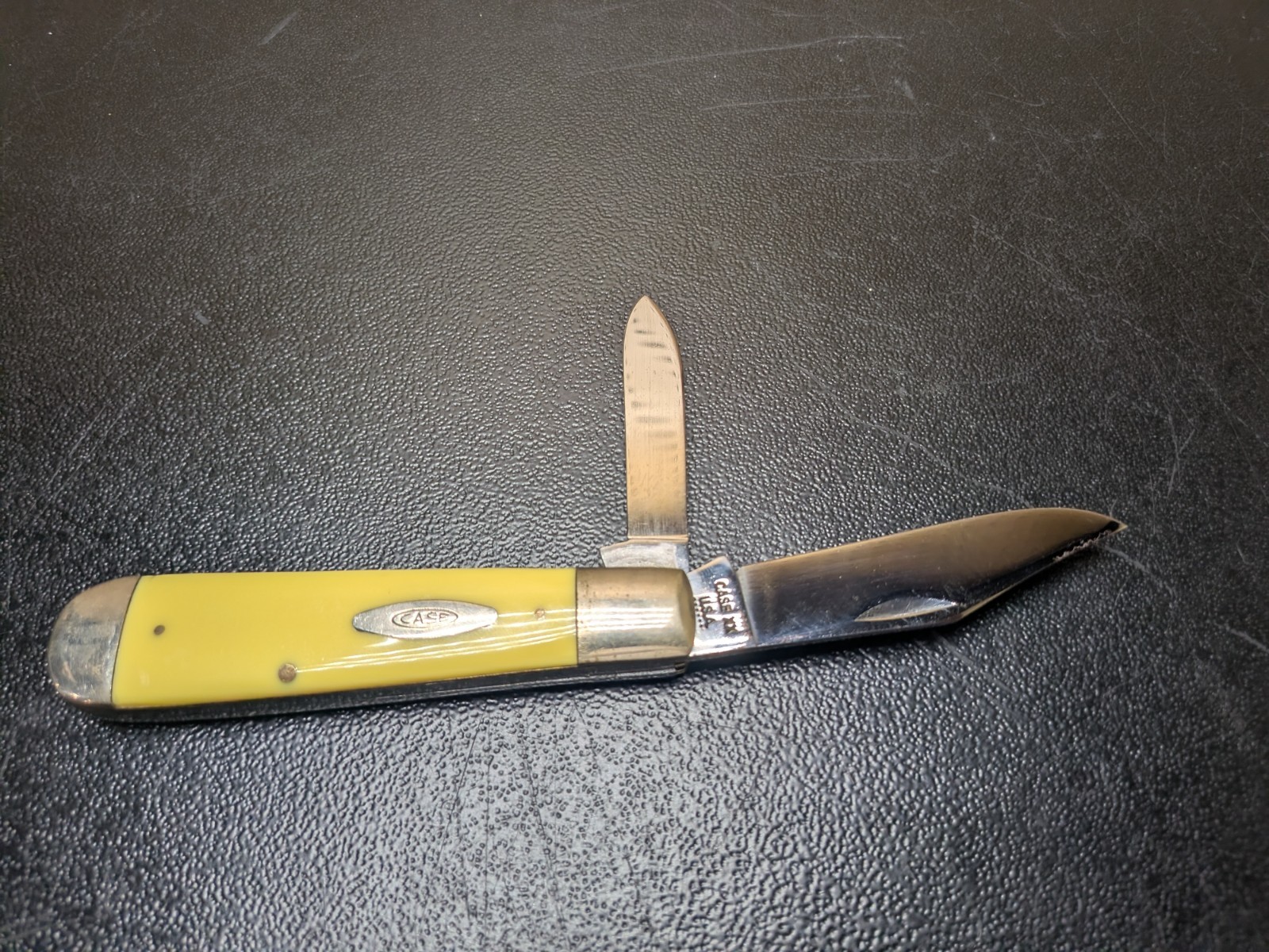 Vintage 6 Dot Case XX USA 3299 1/2 Yellow Delrin Jack Knife Used