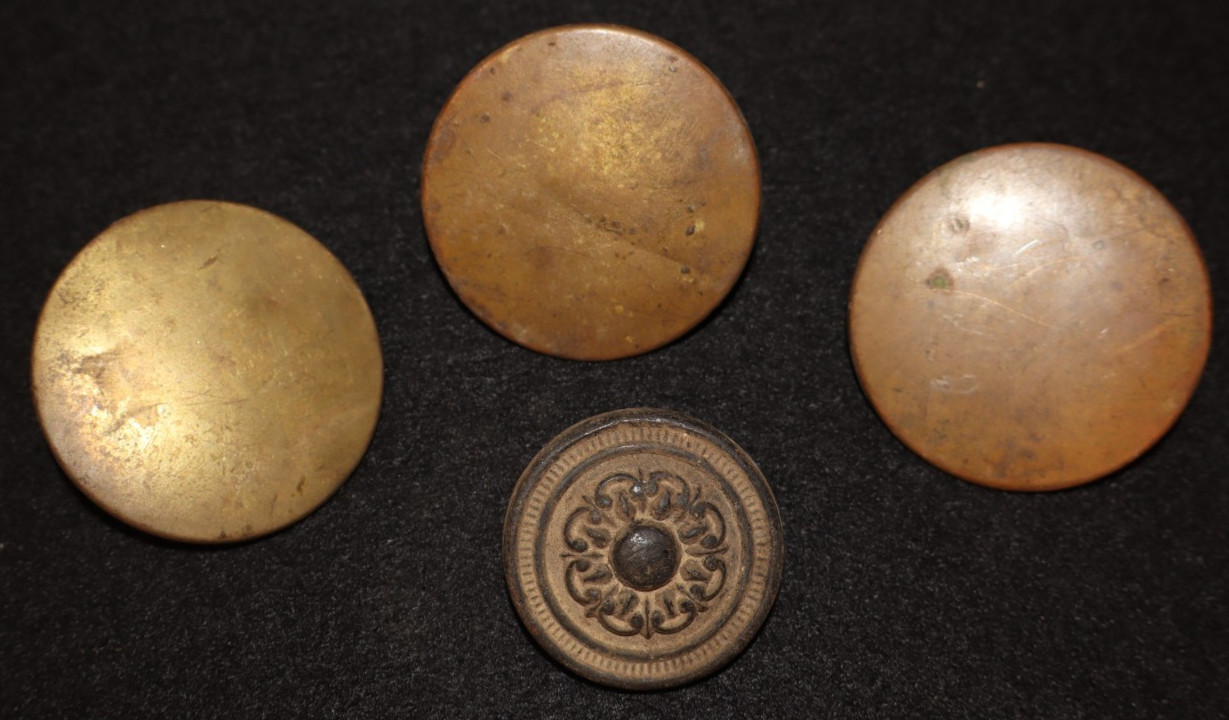 Antique Western Brass Horse Saddle & Tack Rosettes Decorative Pieces Four Pieces Antique Western Brass Horse Saddle & Tack Rosettes Decorative Pieces Four Pieces