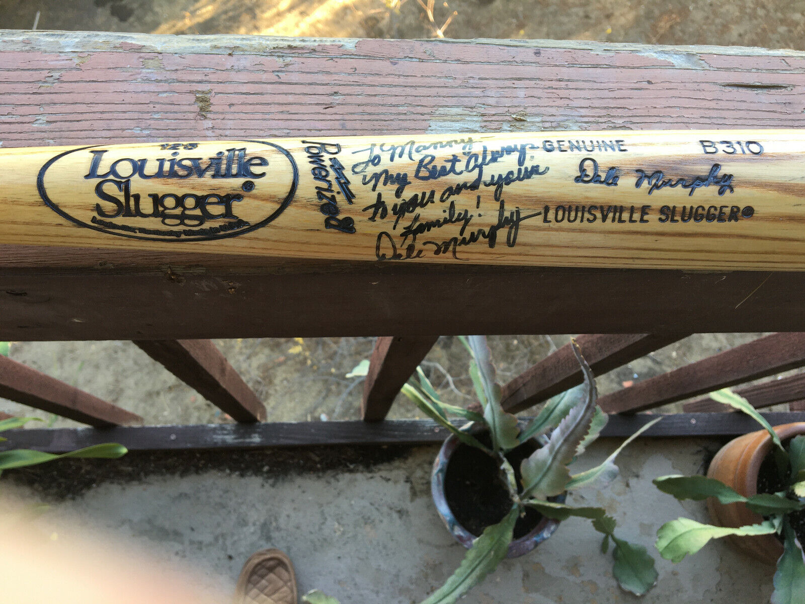 Dale Murphy autographed baseball bat . Louisville Slugger... Manny Mota
