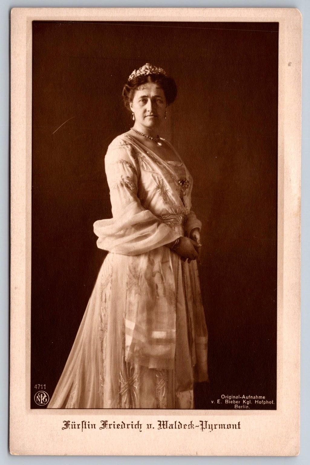 Fürstin Friedrich v. Waldeck-Pyrmont Royal Court RPPC Berlin 1890s Fürstin Friedrich v. Waldeck-Pyrmont Royal Court RPPC Berlin 1890s