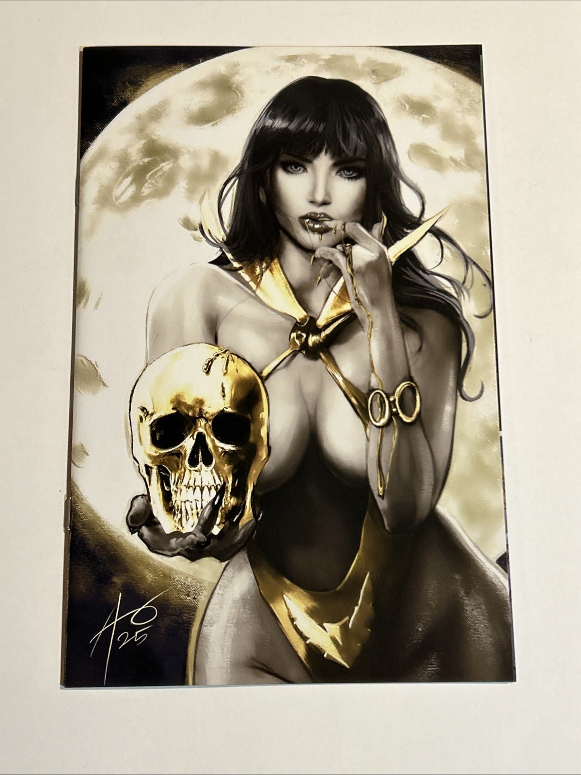 VAMPIRELLA HALLOWEEN HORROR #1 RUDY AO NYCC VIRGIN VARIANT LE /150 MINT VAMPIRELLA HALLOWEEN HORROR #1 RUDY AO NYCC VIRGIN VARIANT LE /150 MINT