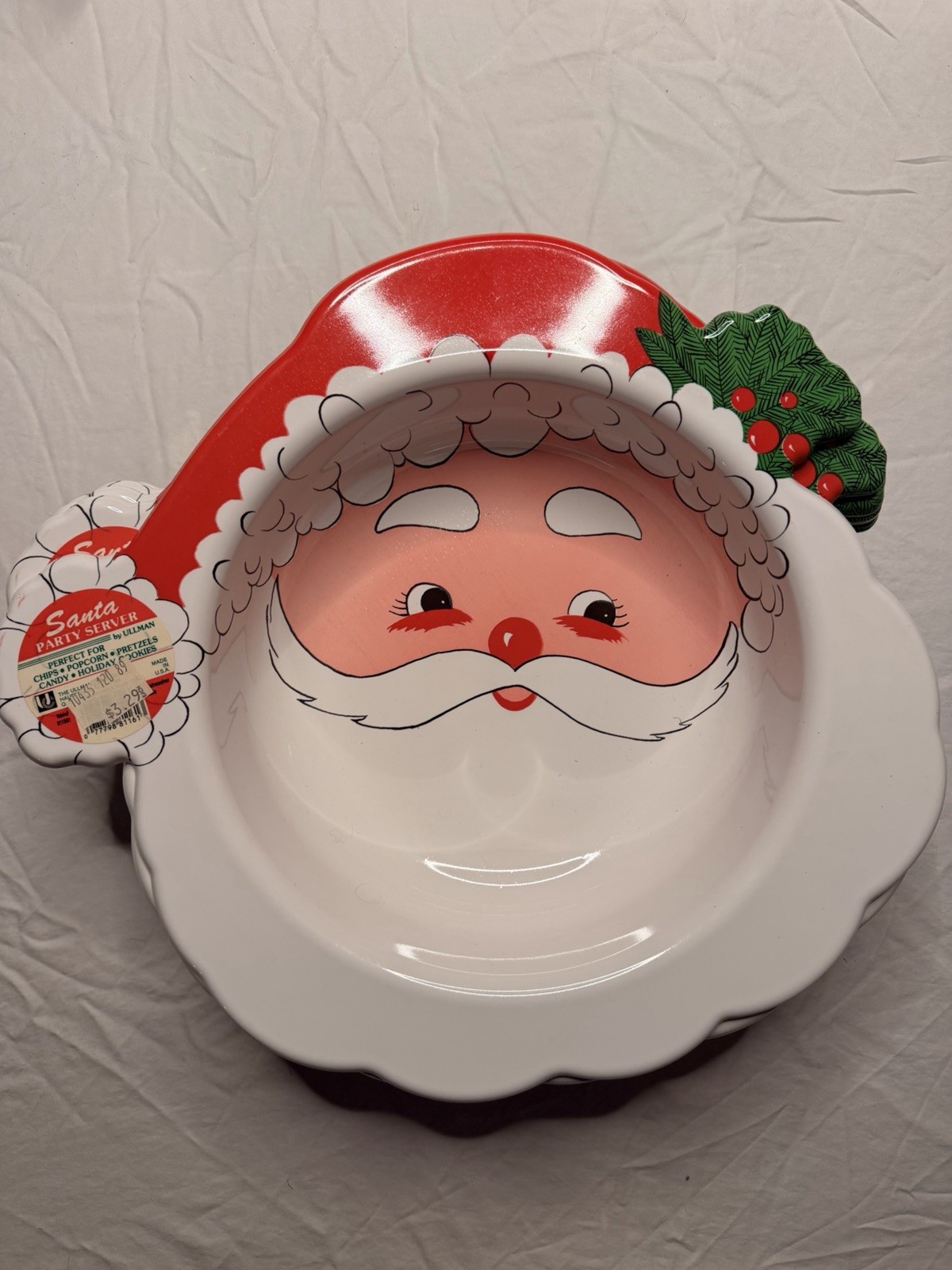 VTG 70s 16” Ullman Molded Plastic Santa Face Christmas Party Bowl new w/tag #417 VTG 70s 16” Ullman Molded Plastic Santa Face Christmas Party Bowl new w/tag #417