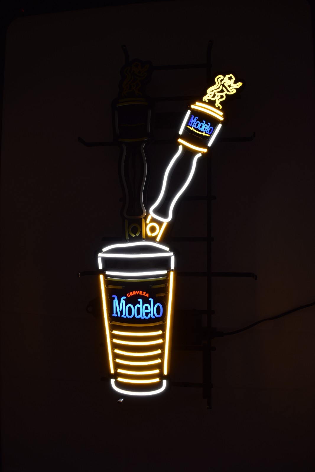 Cerveza Modelo Beer LED Motion Light Sign Bar Beer Pub Club Mancave Store