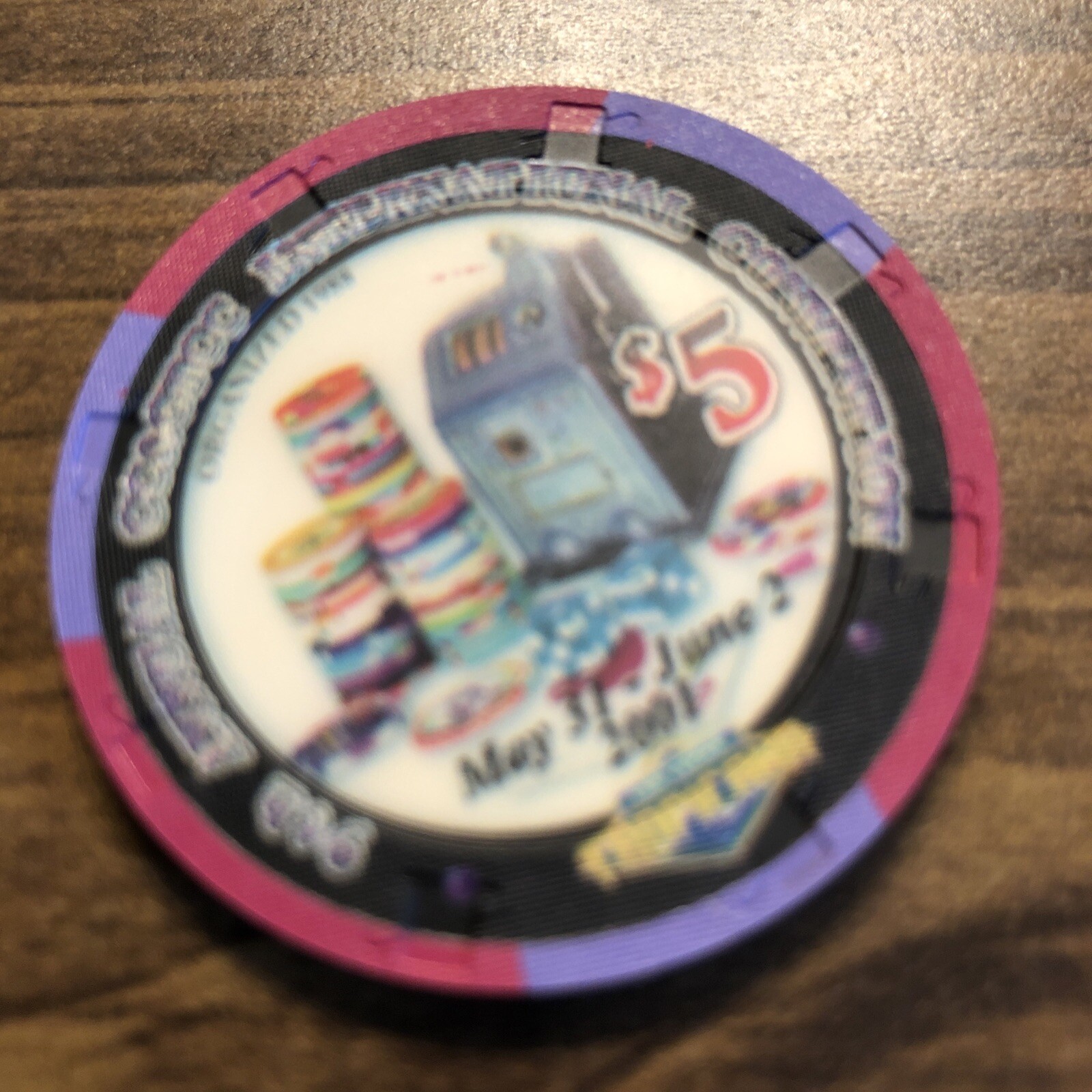 $5 tropicana collectors club 2001 las vegas nevada casino chip $5 tropicana collectors club 2001 las vegas nevada casino chip