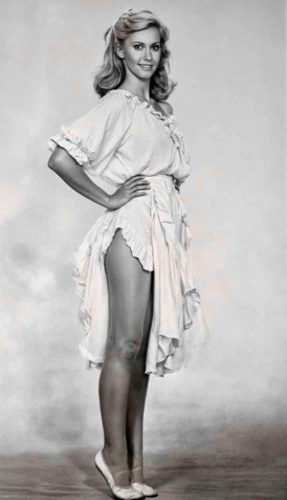 BEAUTIFUL OLIVA NEWTON JOHN 8X10 Photo