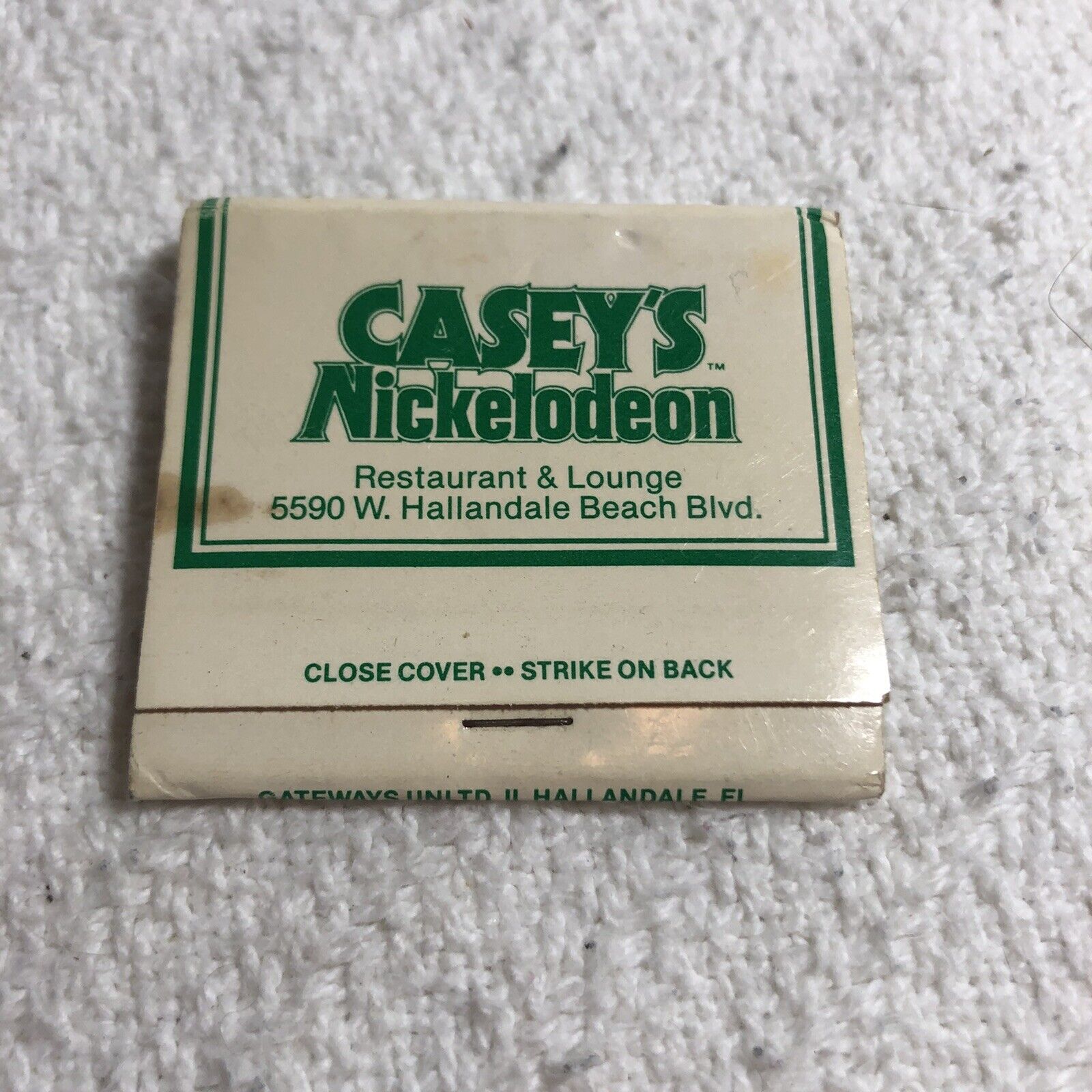 Vintage Matchbook Casey’s Nickelodeon Restaurant and Lounge Florida Green White