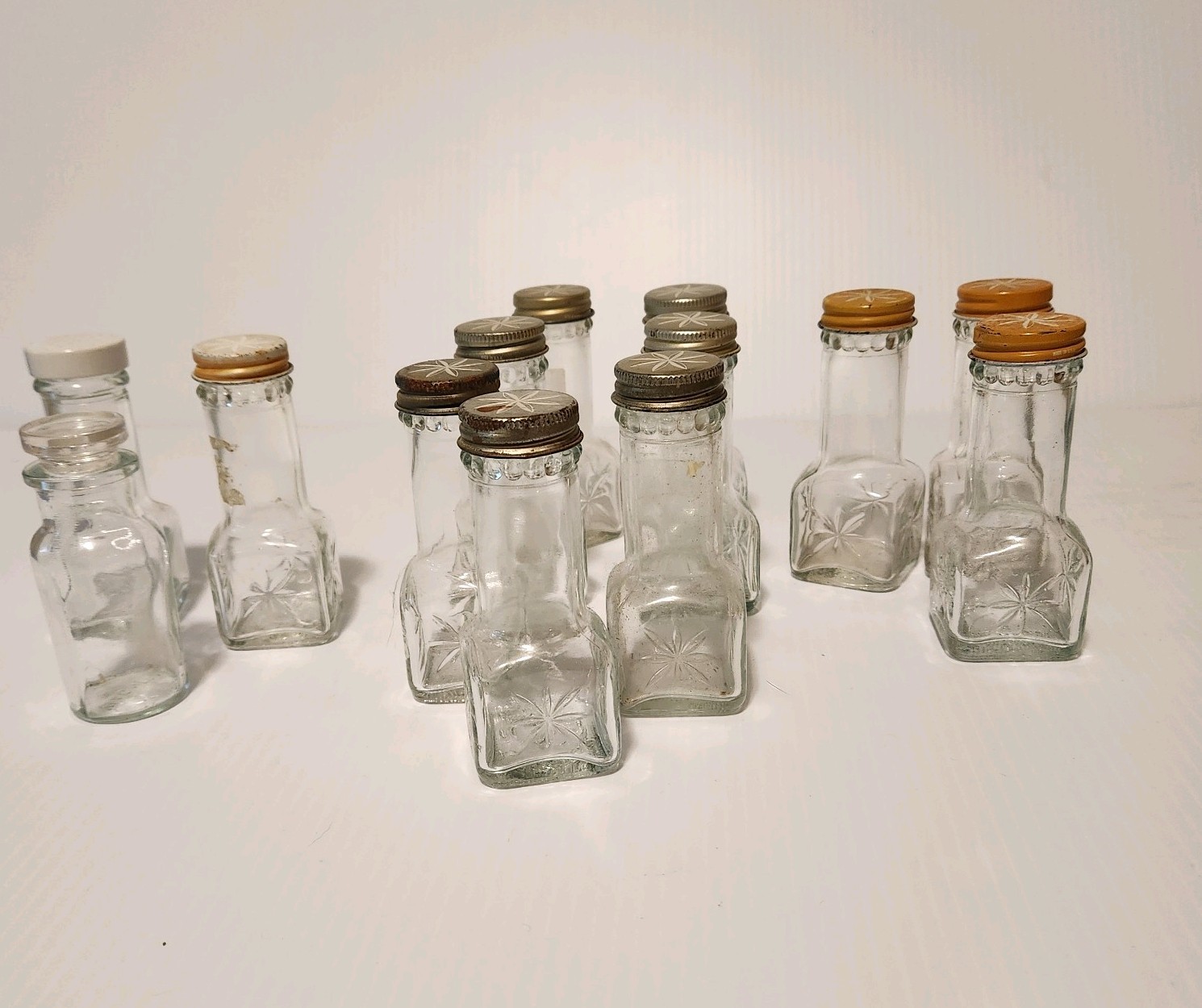 Lot 13 Vintage Glass Spice Jars Owens Illinois Watkins Products -Read