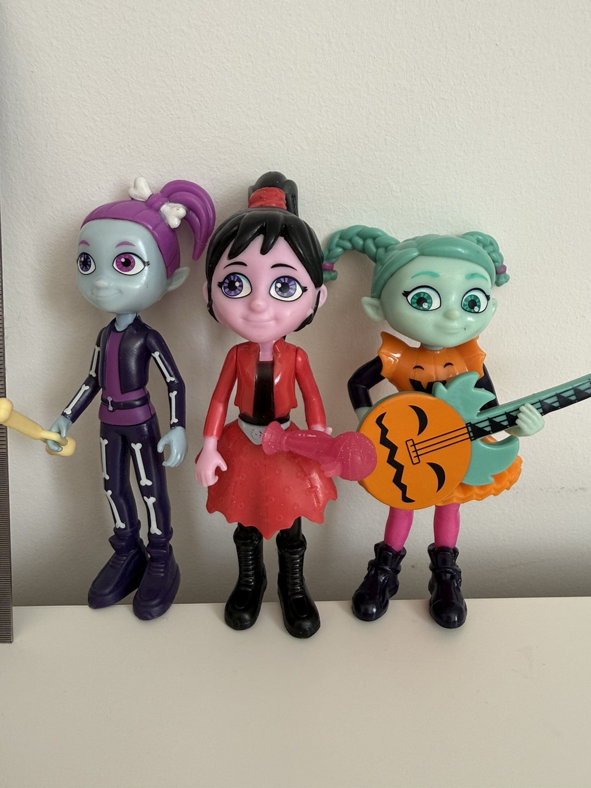 Disney Junior RARE  Vampirina 3 Figure Set The Scream Girls VHTF
